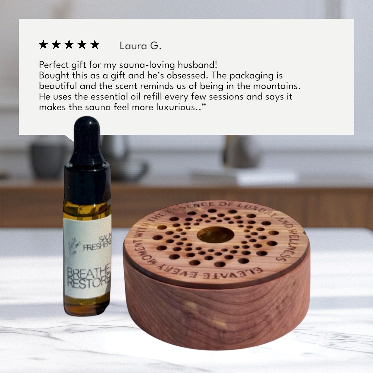 Cedar sauna freshener with essential oil and text overlay showing a customer review about the product’s scent and sauna experience